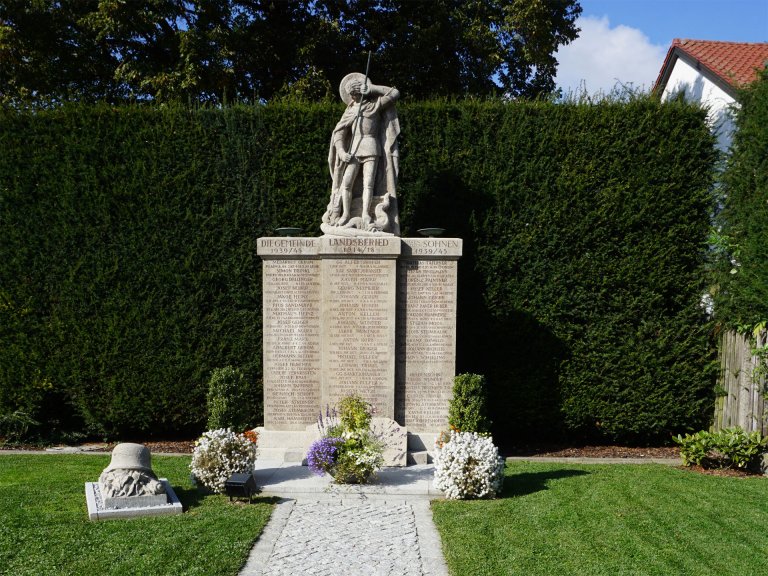 Kriegerdenkmal für die Gefallenen der beiden Weltkriege